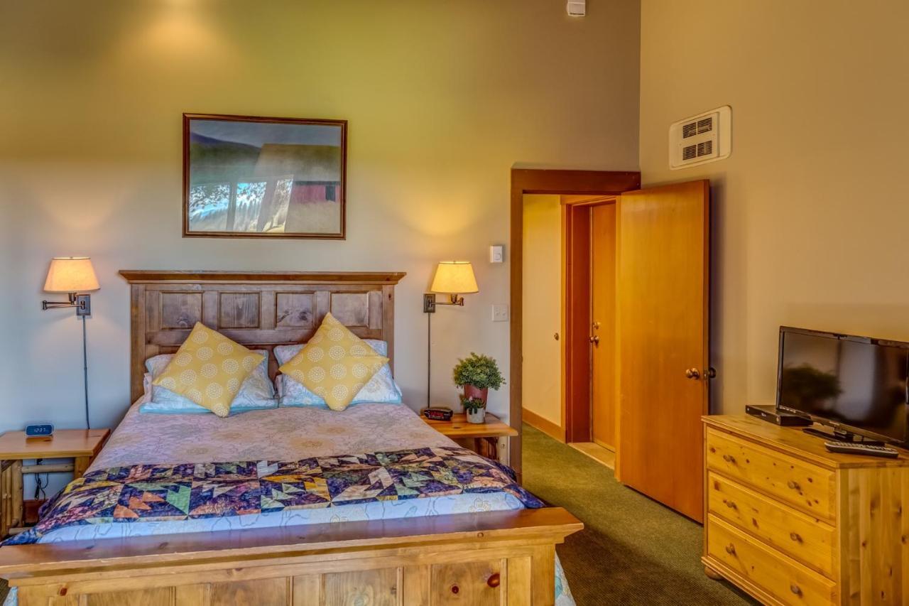 Отель Black Butte Ranch Систерс Экстерьер фото