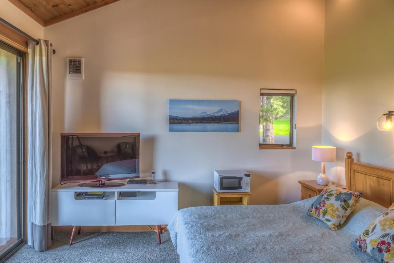 Отель Black Butte Ranch Систерс Экстерьер фото