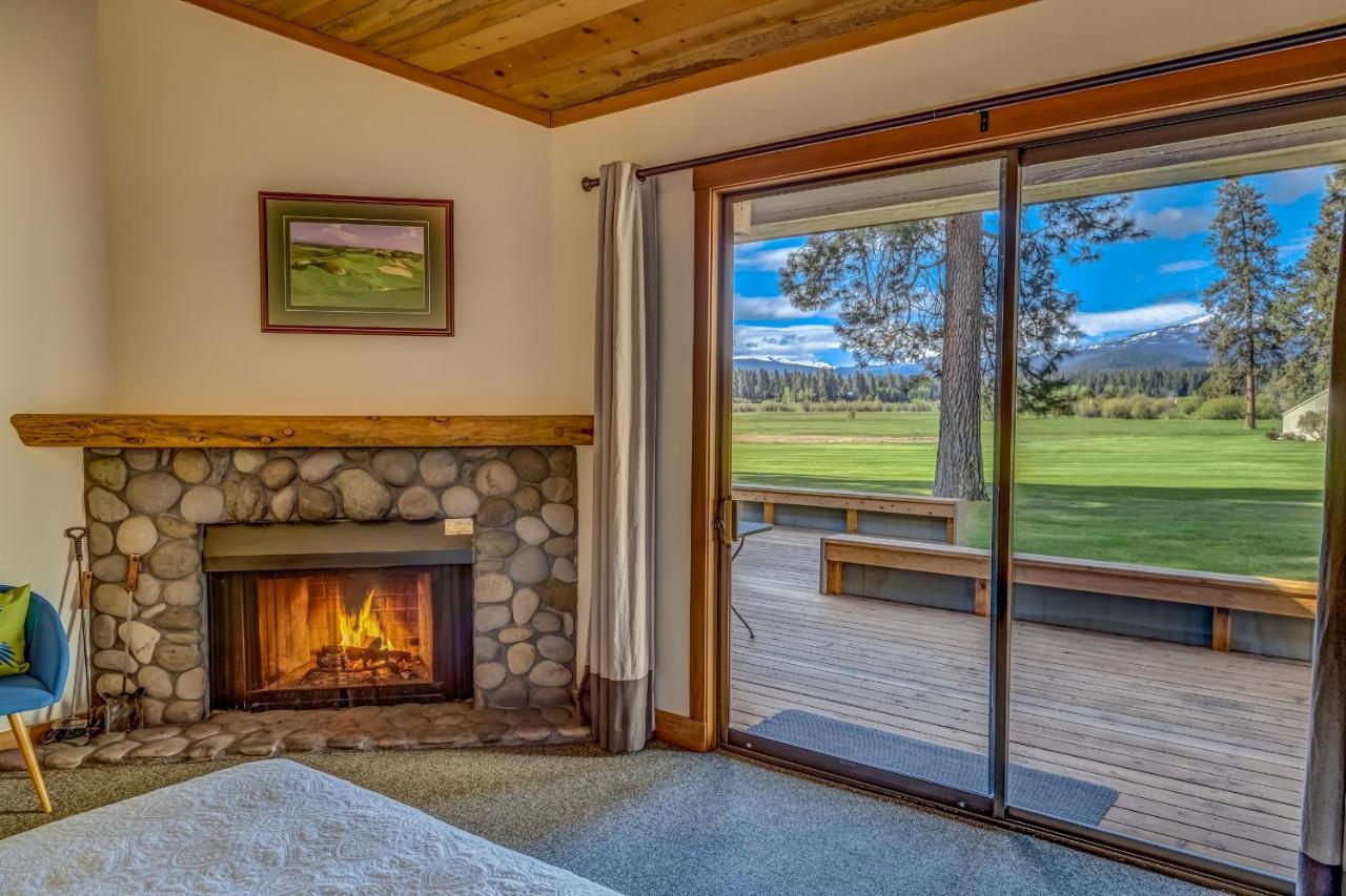Отель Black Butte Ranch Систерс Экстерьер фото