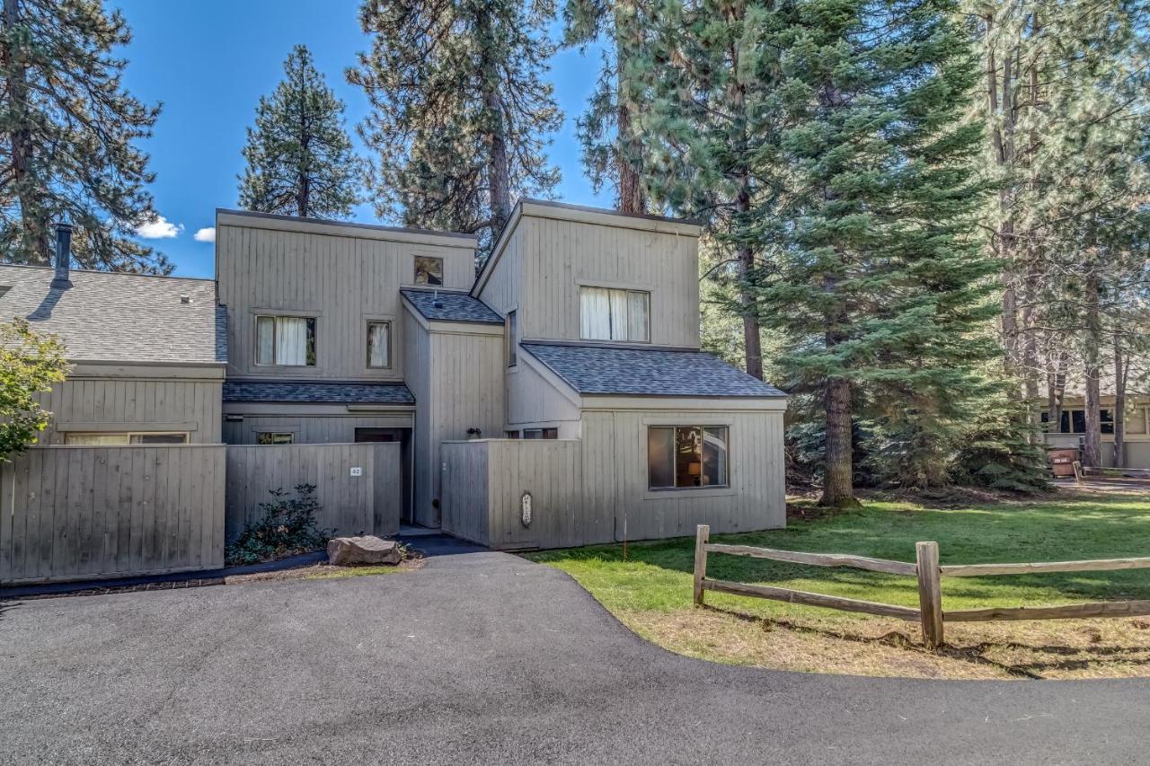 Отель Black Butte Ranch Систерс Экстерьер фото