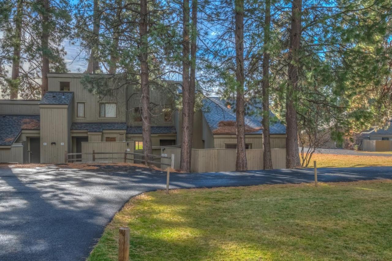 Отель Black Butte Ranch Систерс Экстерьер фото
