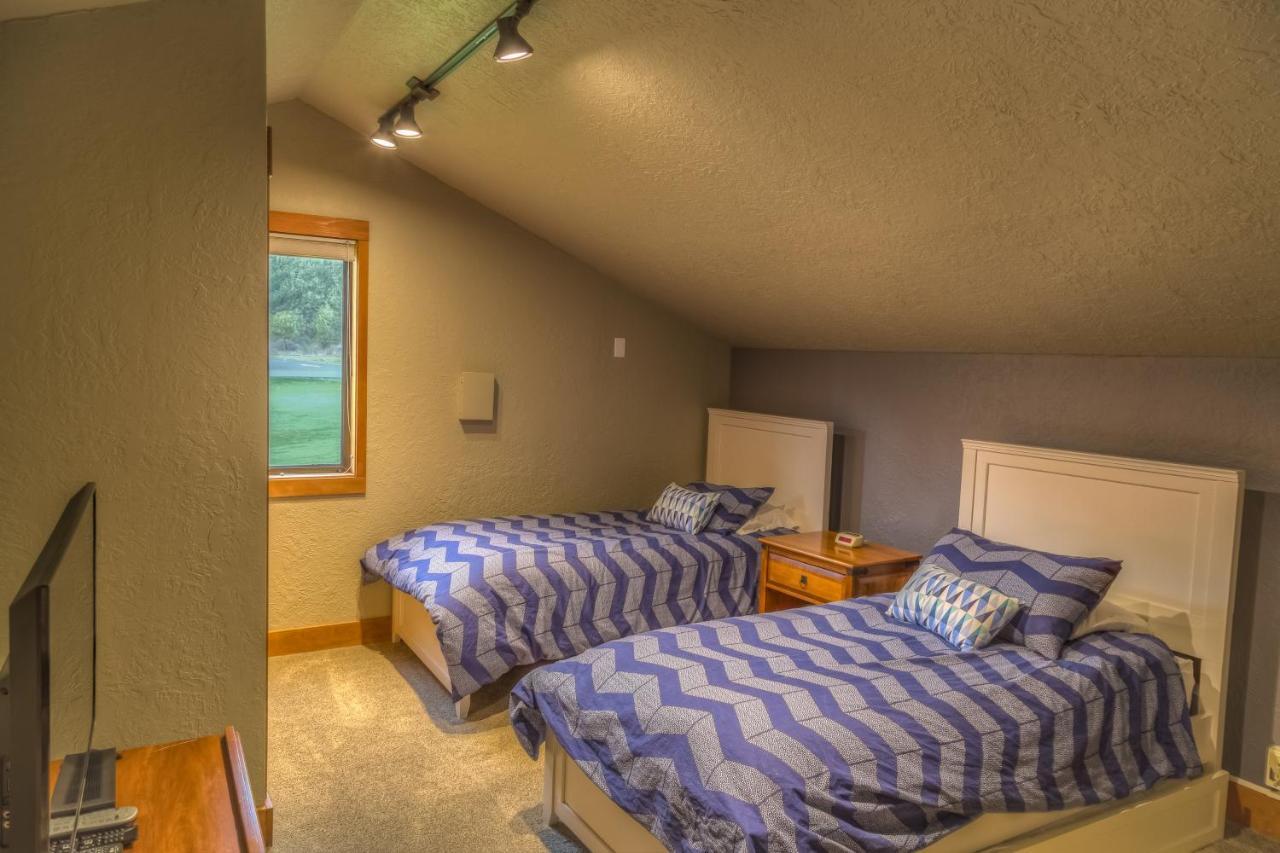 Отель Black Butte Ranch Систерс Экстерьер фото
