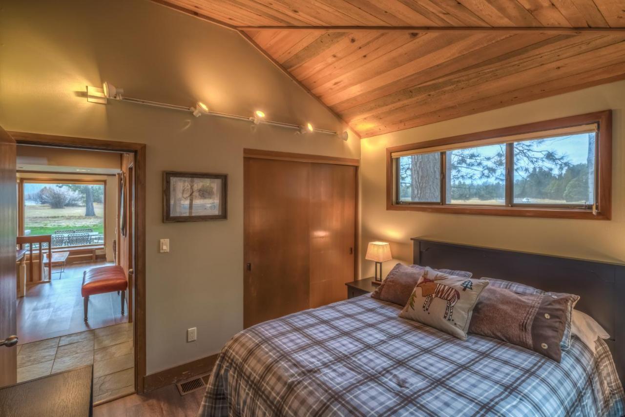 Отель Black Butte Ranch Систерс Экстерьер фото