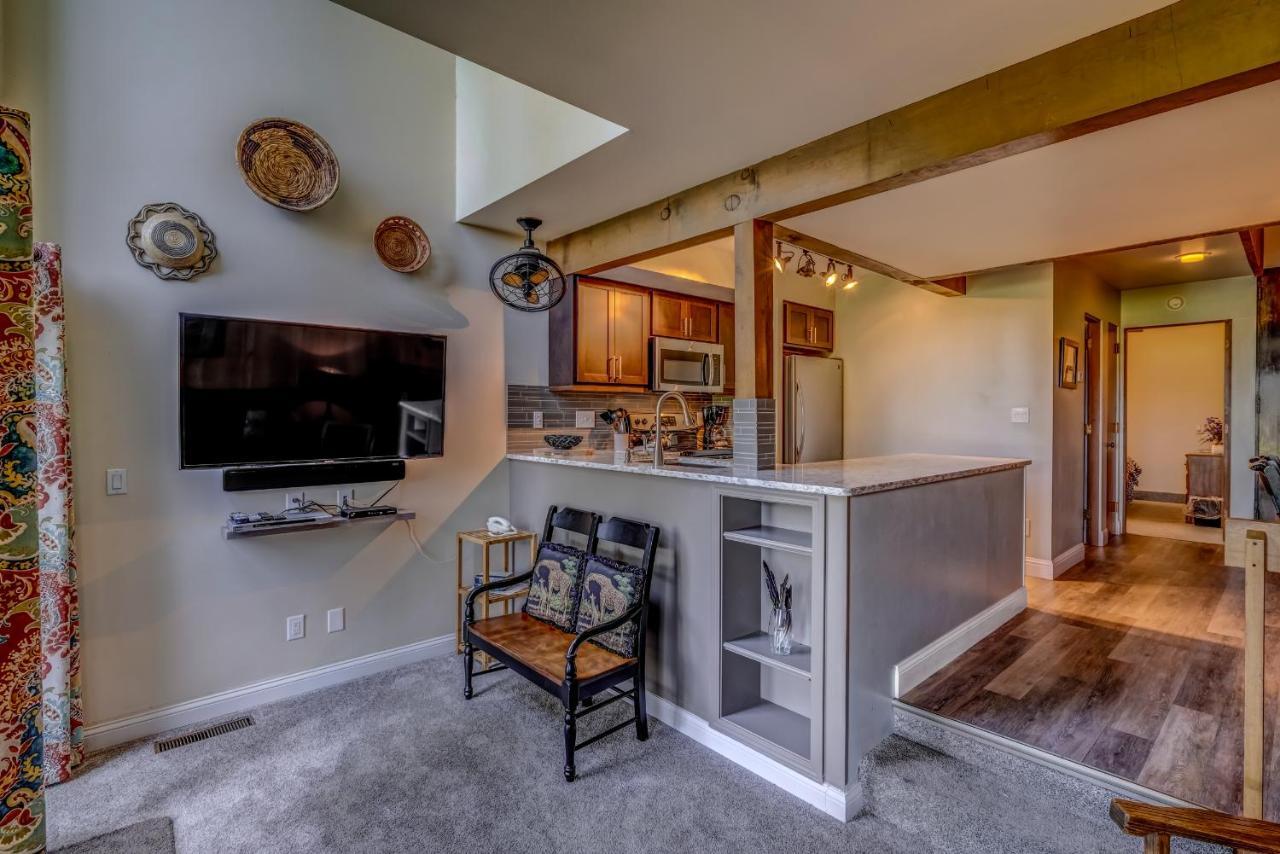 Отель Black Butte Ranch Систерс Экстерьер фото